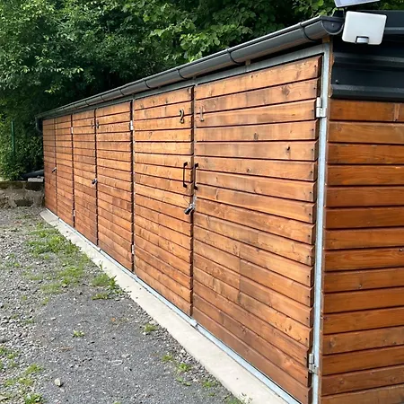 アパート 4 Valecov-zasadka 7 *