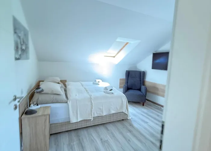 4 Valecov-zasadka 7 アパート Mnichovo Hradiště