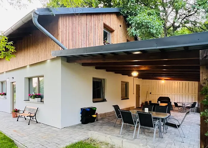 4 Valecov-zasadka 7 アパート